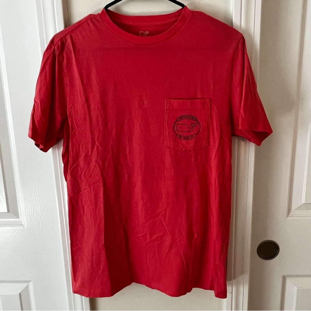 Vineyard Vines T-shirt